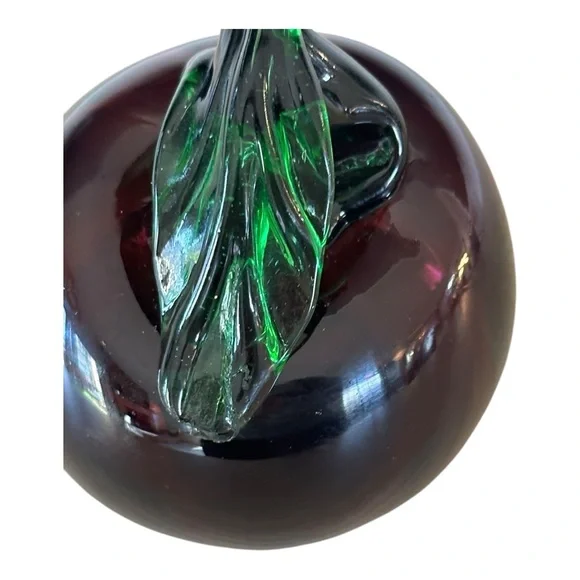 Vintage Murano Hand Blown Glass Apple
Paperweight Art - Picture 8 of 8